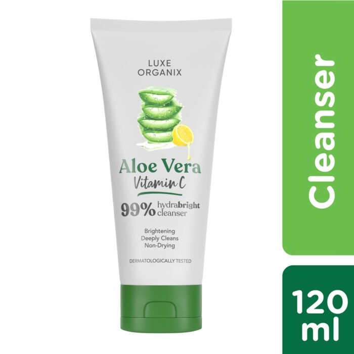 ⁦Luxe Organix Skin Brightening Micro Foam Cleanser 99% Aloe Vera with Vitamin C 120ml⁩ - الصورة ⁦2⁩
