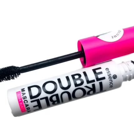 Intense black mascara "Double Trouble"