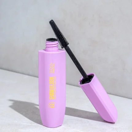 Show off your look with 24-hour volumizing mascara