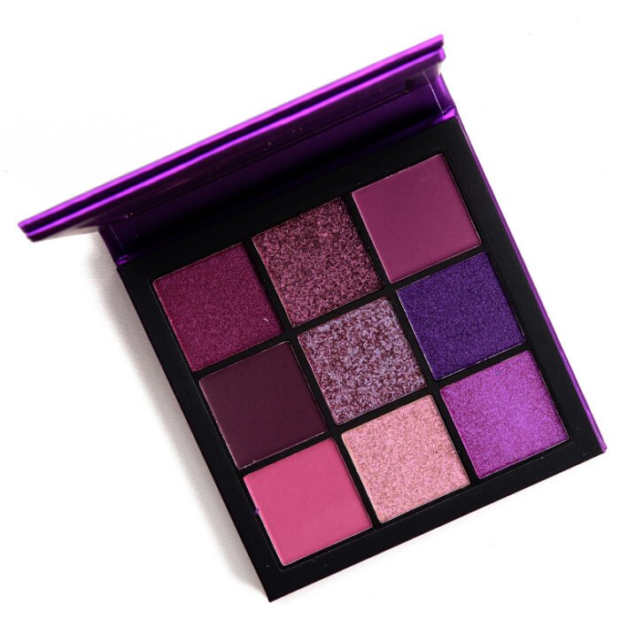 ⁦Obsessions eyeshadow palette from Huda Beauty⁩ - الصورة ⁦3⁩