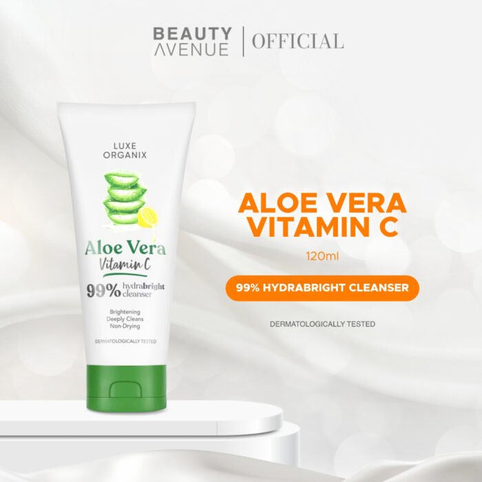 ⁦Luxe Organix Skin Brightening Micro Foam Cleanser 99% Aloe Vera with Vitamin C 120ml⁩ - الصورة ⁦3⁩
