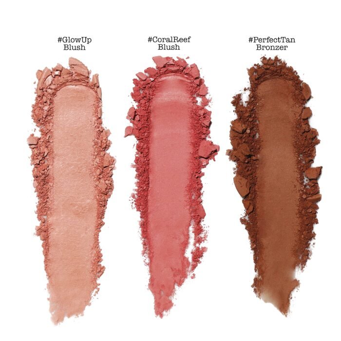 ⁦Tropics Powder Trio - Model Roz x theBalm blush/bronzer palette⁩ - الصورة ⁦3⁩
