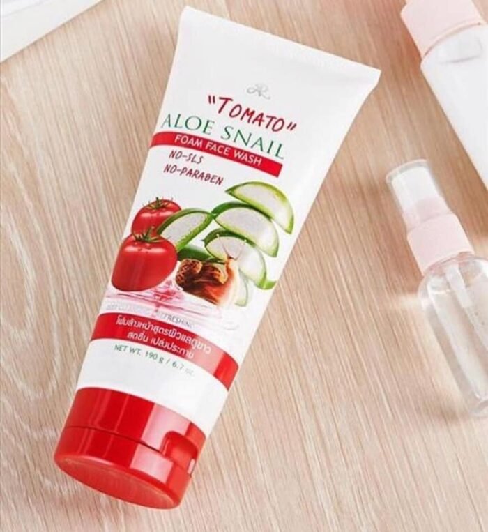 ⁦Tomato Aloe Snail Foam Face Wash 190g⁩ - الصورة ⁦3⁩