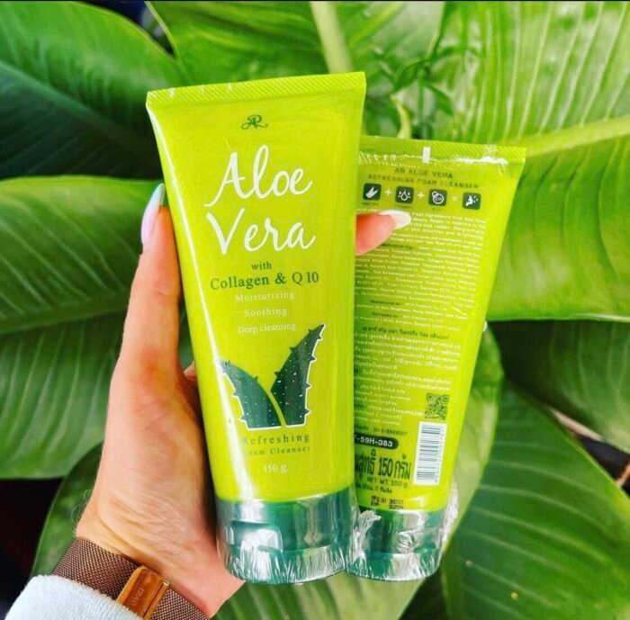 AR ALOE VERA REFRESHING FOAM CLEANSER with COLLAGEN & Q10-150 G