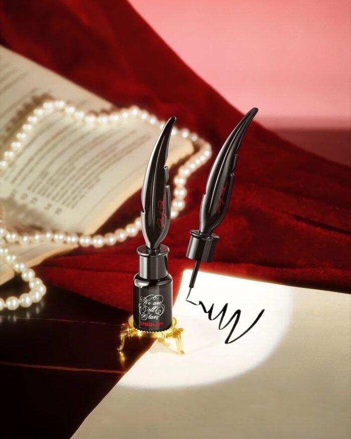 SHEGLAM Marilyn Monroe X SHEGLAM A Poet'S Lover Liquid Eyeliner
