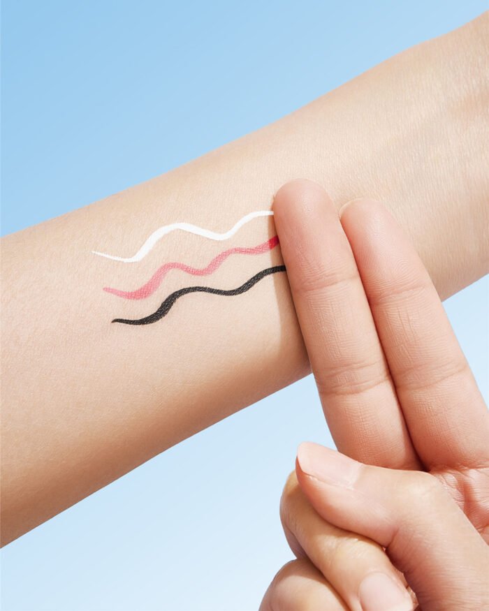 ⁦SHEGLAM Make Waves Waterproof Eyeliner⁩ - الصورة ⁦2⁩