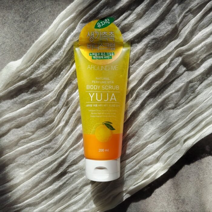 ⁦Around Me Natural Perfume Vita Body Scrub Yuja 200ml⁩ - الصورة ⁦2⁩
