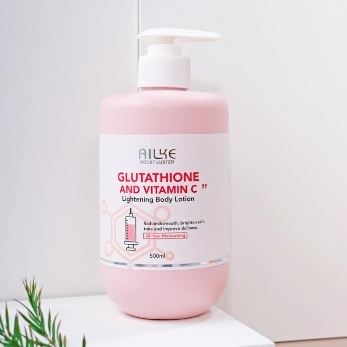 ⁦AILKE Daily Moisturizing Body Lotion with Glutathione and Vitamin C 500 ml⁩ - الصورة ⁦2⁩