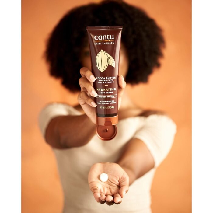 ⁦Cantu Skin Therapy, Nourishing Shea Butter Body Cream, 240g.⁩ - الصورة ⁦3⁩