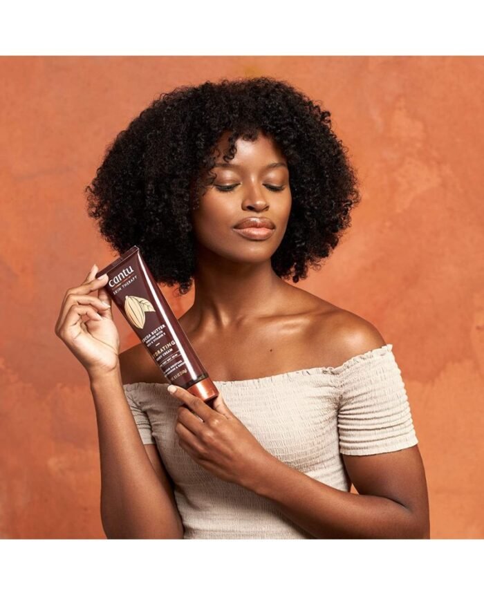 ⁦Cantu Skin Therapy, Nourishing Shea Butter Body Cream, 240g.⁩ - الصورة ⁦2⁩
