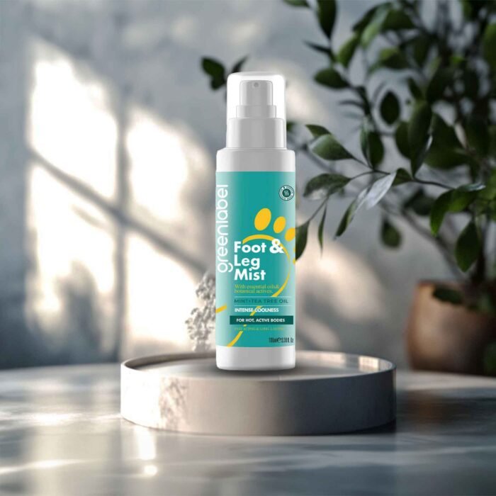 Green Label Refreshing & Moisturizing Deodorizing Foot Spray with Mint and Tea Tree - Foot & Leg Mist 100 ML
