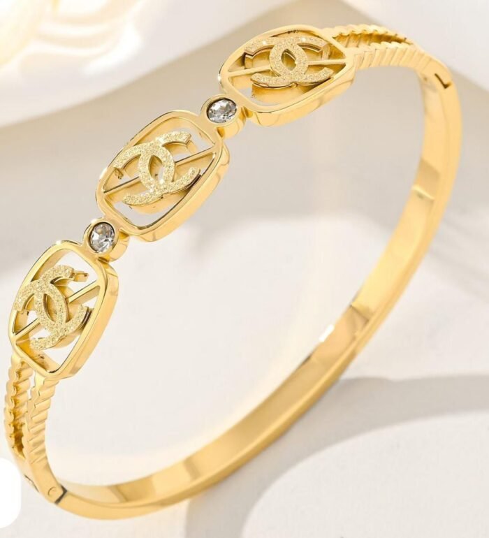 Gucci Style Bracelet, Gold
